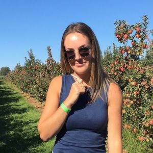 Meet your Posher, Britt